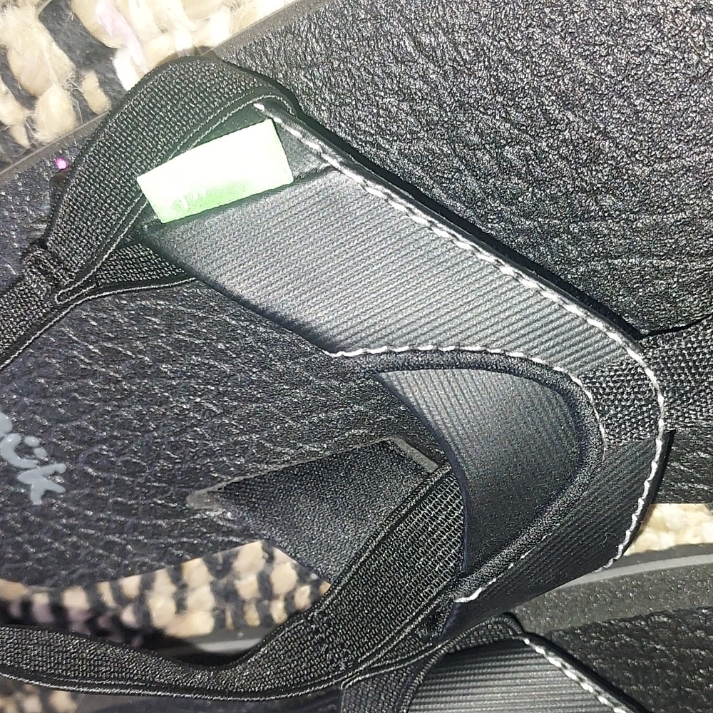 Sanuk  Toodler Boys Sandal NWT - Picture 3 of 9